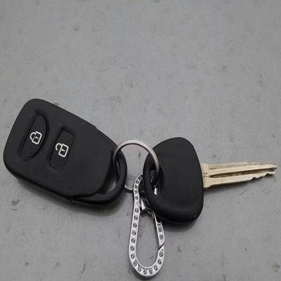 Maszyna do produkcji kluczy z tworzyw sztucznych Pionowa elektryczna hybrydowa maszyna do formowania wtryskowego tworzyw sztucznych