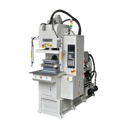 Łatwa obsługa C-Type Vertical Injection Molding Machine do wytwarzania wysokiej jakości wtyczki