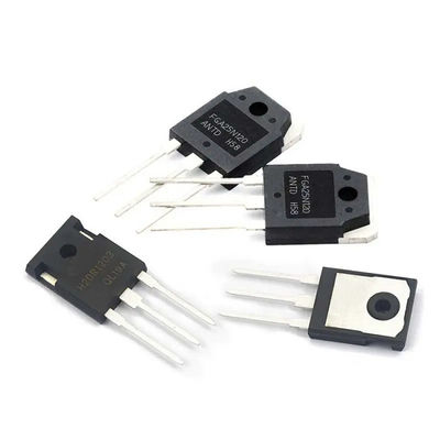 Wysoko wydajność pionowa maszyna do wtrysku plastikowego do tworzenia integratora elektronicznego
