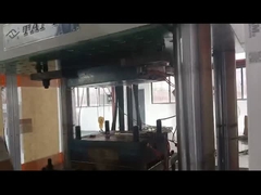 Maszyna do produkcji uchwytów sprzętowych 120 ton Pionowa maszyna do formowania wtryskowego tworzyw sztucznych